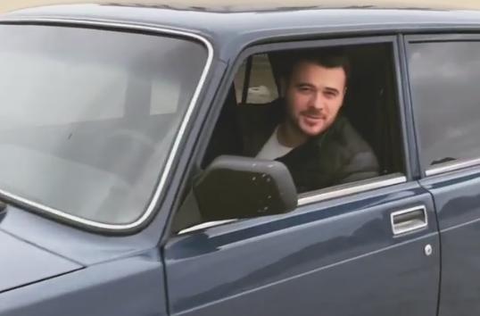 Emin Ağalarov "avtoş"luq etdi - video