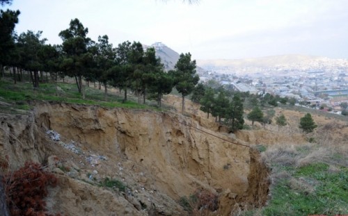 Bayıldakı sürüşmə ilə əlaqədar cinayət işi başlandı