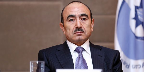 "Təmas xəttində hər an qarşıdurma baş verə və bu müharibəyə çevrilə bilər" - Əli Həsənov