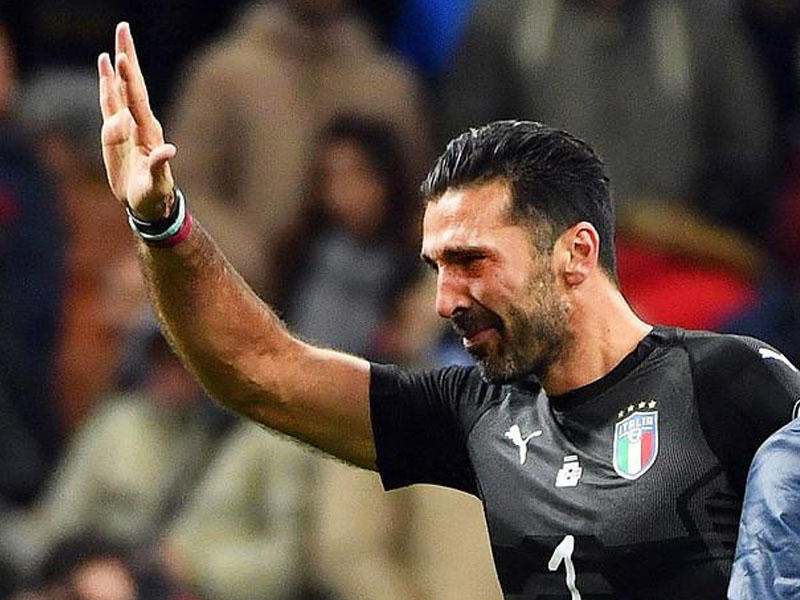 Buffon fikrini dəyişdi - karyerasını bitirir