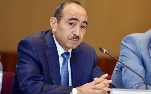 “Məni təhdid edirlər ki, Əli Həsənov bizim çörəyimizi kəsir”