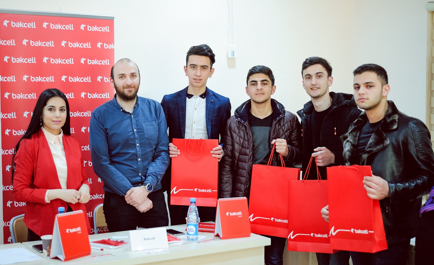 Bakcell şirkəti daha bir universitetdə əmək yarmarkasına qatılıb