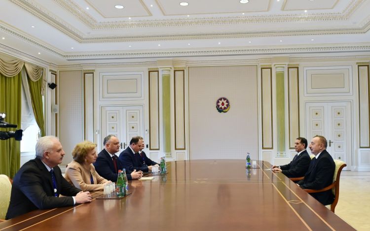 Azərbaycan və Moldova prezidentləri arasında görüş keçirilib