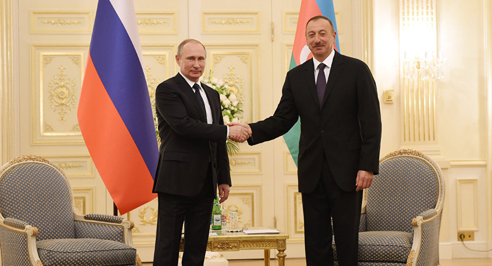 İlham Əliyev Putini təbrik etdi