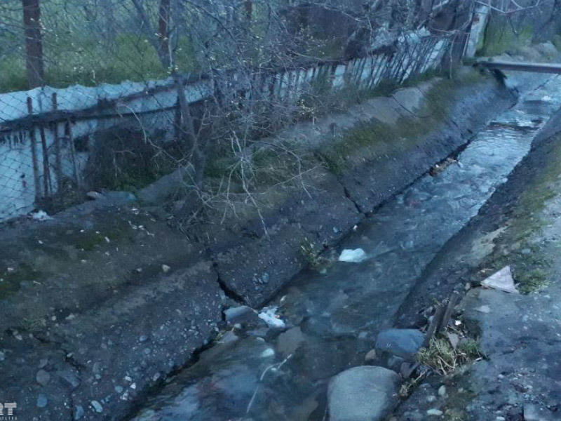 Gəncədə su kanalında batan 5 yaşlı qızın meyiti tapıldı