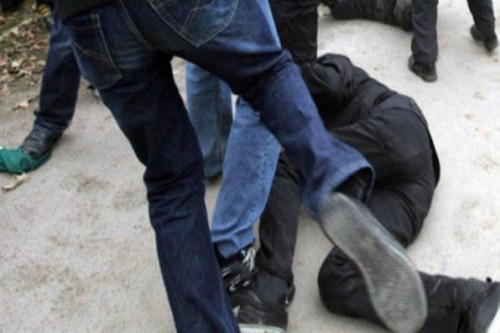Bakıda şagirdlər arasında dava - 1 nəfər bıçaqlandı