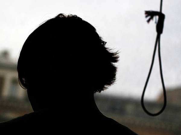 Cəlilabadda 50 yaşlı qadın intihar edib