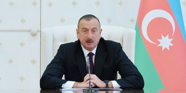 İlham Əliyev nazirləri topladı