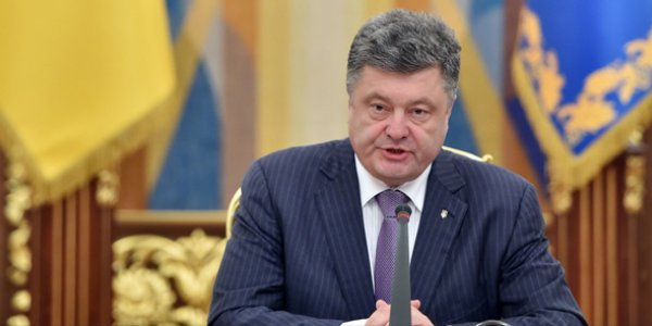 Petro Poroşenko: "Səbirsizliklə Prezident İlham Əliyevi Kiyevdə gözləyirəm"