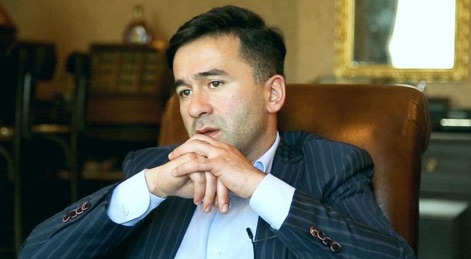 Tahir İmanovdan qalmaqallı sözlər: “Talıb Taleləri, Üzeyirləri bəyənən KVN-i bəyənərmi?”