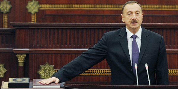 Prezidentin andiçmə mərasimi başlayıb