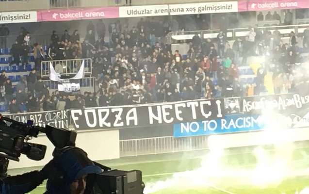 “Neftçi” fanatları ilə polislər arasında qarşıdurma - Stadion qarışdı