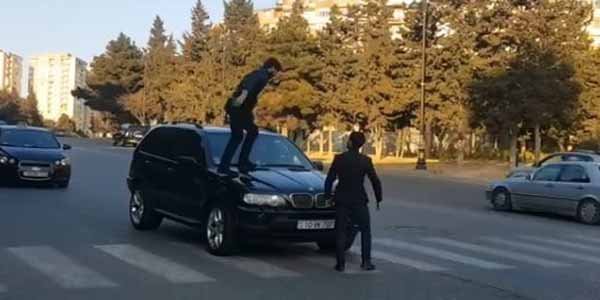 Bakıda qayda pozan sürücülərə fərqli etiraz