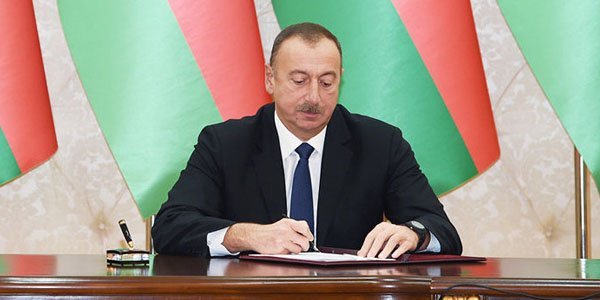 İlham Əliyev 2 naziri və 2 komitə sədrini işdən çıxartdı - TƏYİNATLAR