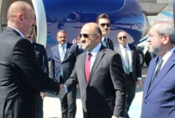 İlham Əliyevin Türkiyə səfəri başladı