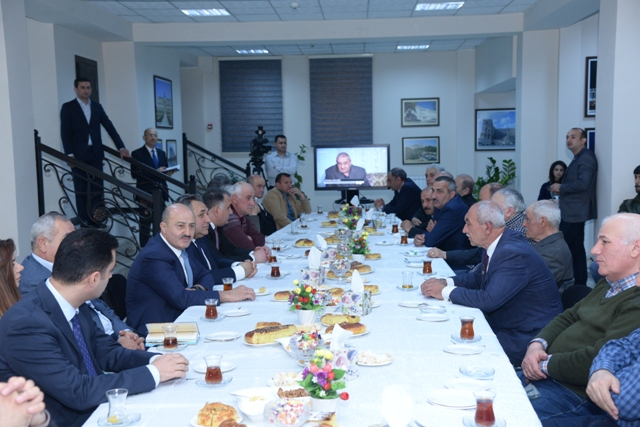 Nəsimi rayon İcra Hakimiyyətində Çernobıl əlilləri ilə görüş keçirilib