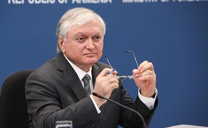Ermənistan XİN rəhbəri Moskvaya yola düşüb