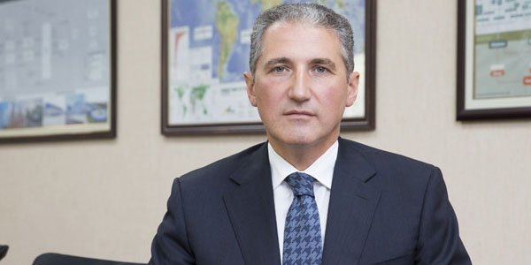 Yeni nazir təyin edilən Muxtar Babayev digər vəzifəsindən istefa verdi