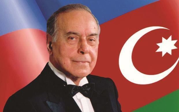 Ümummilli lider Heydər Əliyevin anadan olmasının 95-ci ildönümüdür