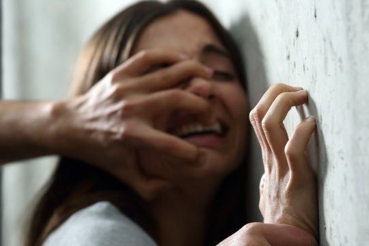 Bakıdakı internat məktəbində iyrənc olay: 16 yaşlı qız zorlandı