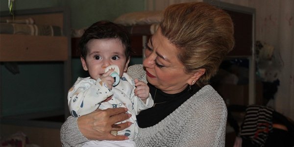 "Mənə dedi ki, 5 mini, torpağın bir hissəsini və evindən mənə pay verəcəksən, ya da səni bitirəcəyəm" - MÜSAHİBƏ