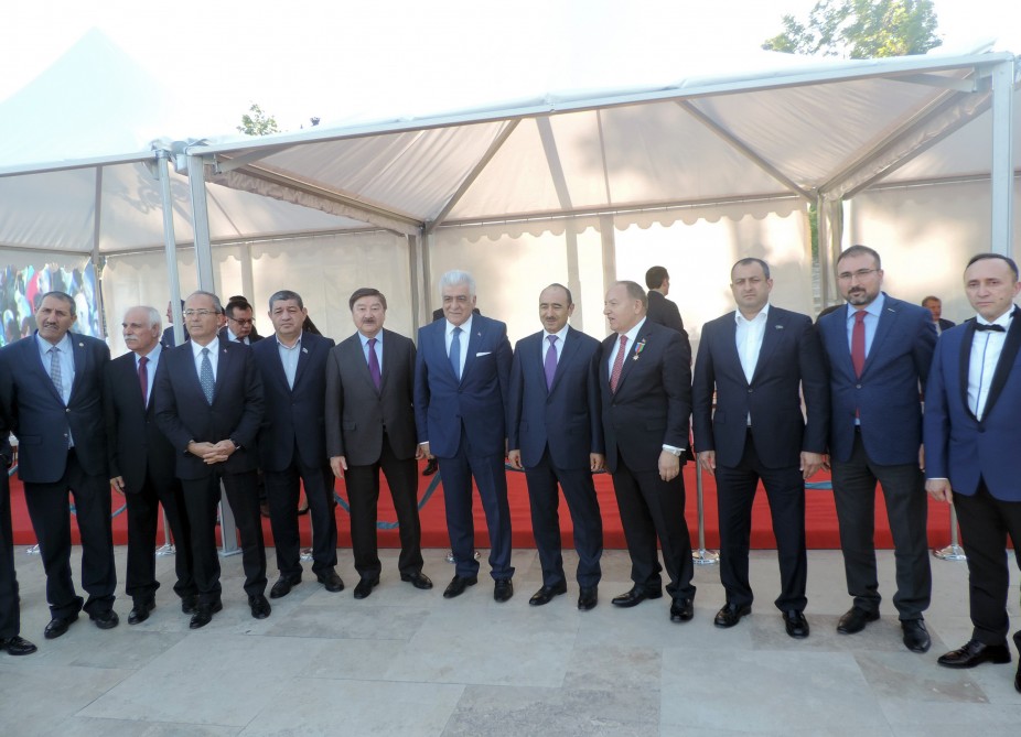 Ankarada Xalq Cümhuriyyətinin və Silahlı Qüvvələrimizin yaranmasının 100 illiyi qeyd olunub