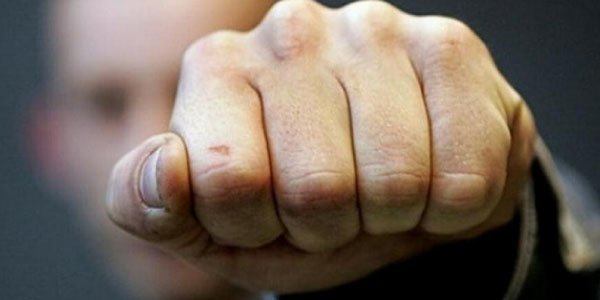 Müəllim tərəfindən döyüldüyü deyilən direktor danışdı:"Məni müəllim yox..."