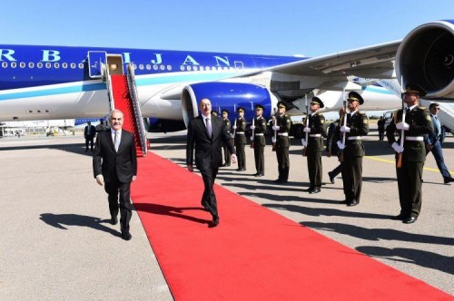 İlham Əliyev Naxçıvana səfər etdi