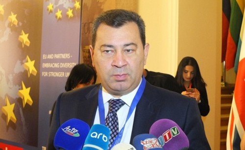 “Məni 3 saat dindirdilər” - Səməd Seyidov