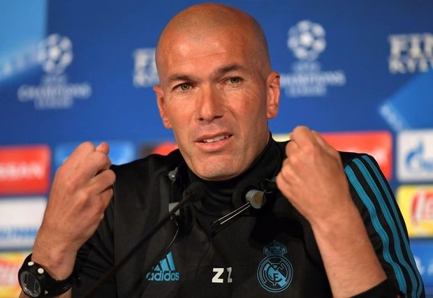 Zidan: “Real” “Liverpul”la görüşün favoriti deyil