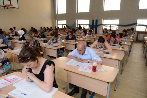 Qız anasının əvəzinə imtahana girməyə cəhd etdi - Diaqnostik qiymətləndirmədə