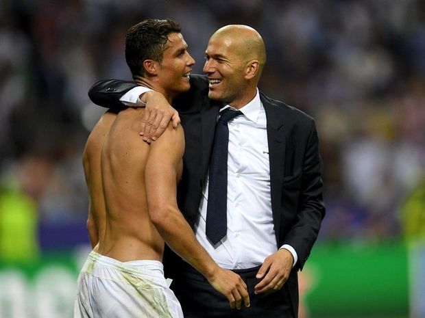 Zidan “Real”ı Ronaldoya görə tərk edib