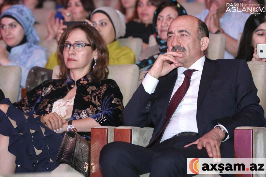 Nazir xanımı ilə konsertdə - Foto