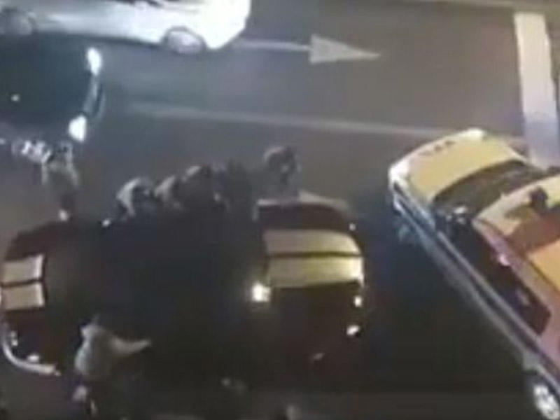 Bakı küçələrində hadisə: Polislər sürücü ilə bacarmadılar