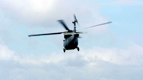 Helikopterlər yenidən Bakı səmasında