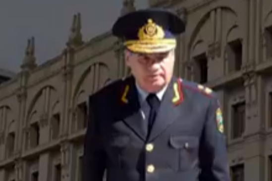 Jurnalisti təhqir edən generalın qardaşı üzr istədi – Video