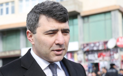 Nazir təcili iclas keçirdi - Pambıqçıların zəhərlənməsinə görə