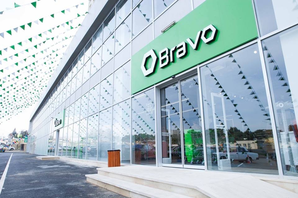 “Bravo”nun satıcısı firma işçiləri tərəfindən döyüldü - Vəziyyəti ağırdır