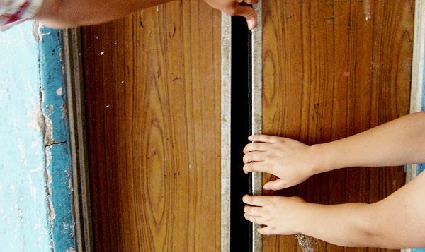 Bu gecə liftdə 18 nəfər qaldı
