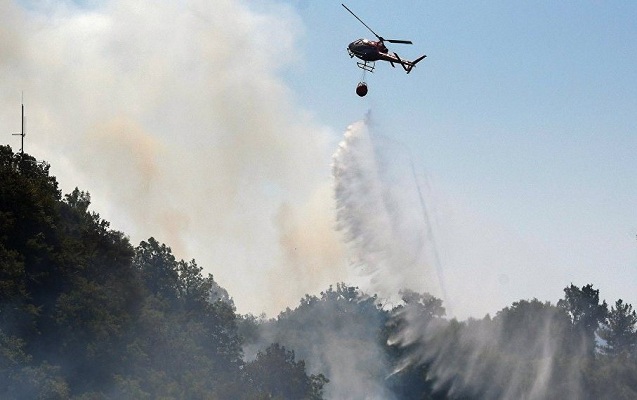 Ağsuda yanğını söndürməyə helikopter göndərilib