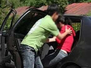 Azərbaycanda 17 yaşlı qız qaçırıldı