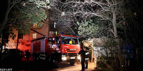 Bakıda yaşayış binasında yanğın: sakinlər təxliyyə edildi