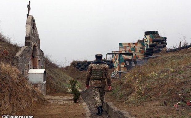 Ermənistan polis qoşunlarını Azərbaycanla sərhədə yola salır