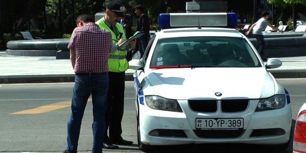 Yol polisi Bakıda bir həftədə 13 mindən çox şəxsi cərimələdi
