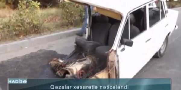 4 nəfərin xəsarət aldığı qəzada avtomobil iki yerə bölündü (VİDEO)