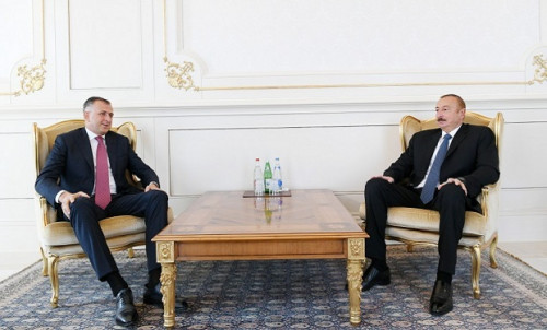 İlham Əliyev yeni səfirin etimadnaməsini qəbul etdi