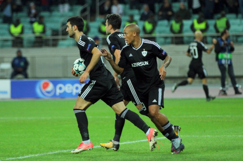 “Qarabağ” 1600 manat cərimələndi - Azarkeşlərinə görə