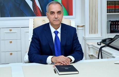 Binəqədinin icra başçısı şöbə müdirini işdən çıxardı
