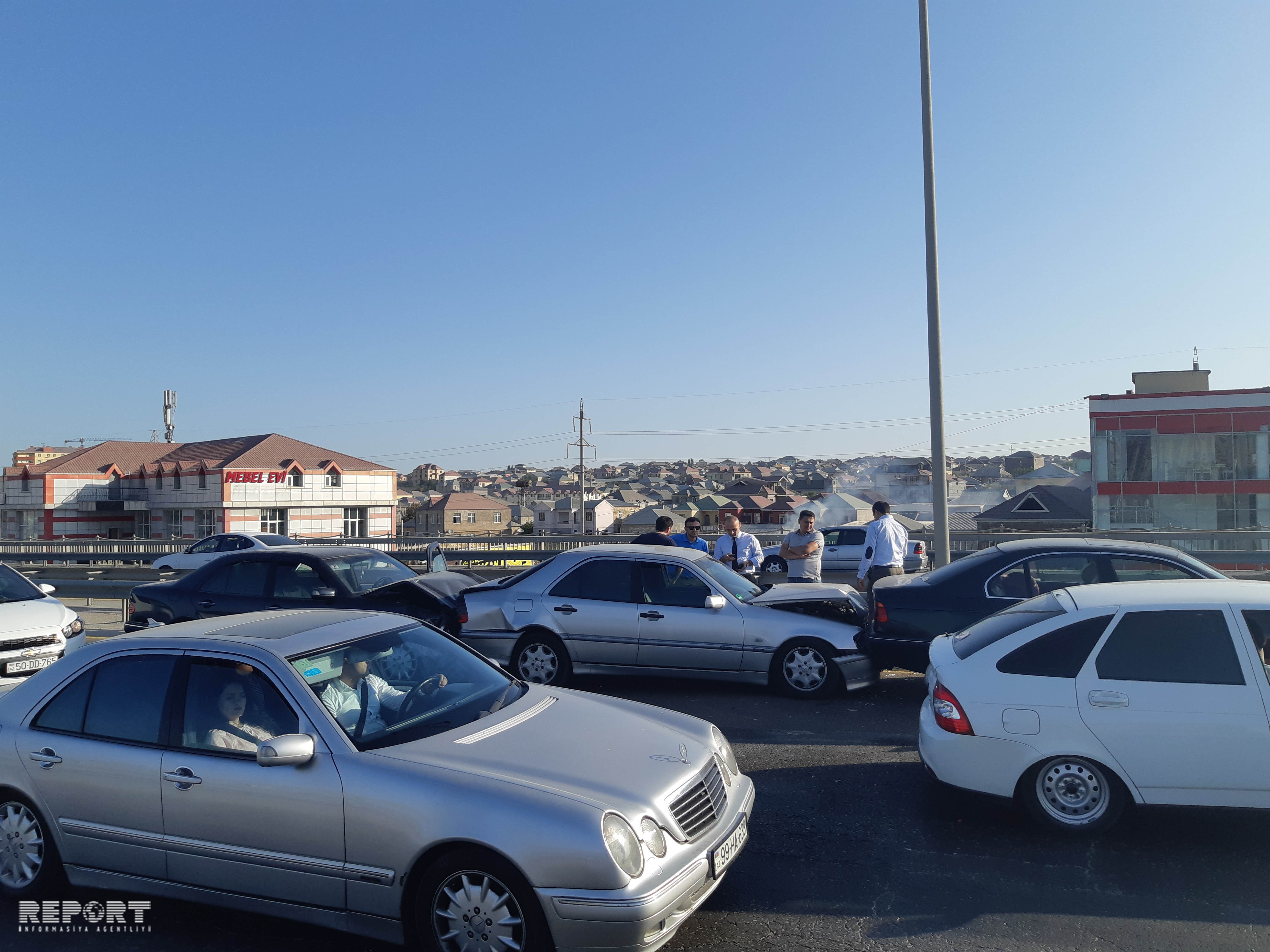 Bakı-Quba yolunda zəncirvari qəza - Tıxac yarandı - FOTOLAR