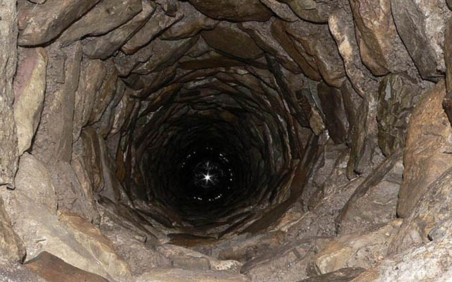 Lənkəranda su quyusuna düşən yeniyetmə öldü